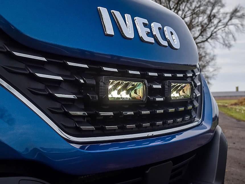 Kit Barre Luminose a LED Lazer - Iveco Daily 2019+ 2x Triple-R 750 Standard