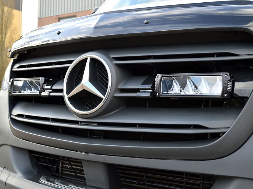 Lazer LED Light Bars Kit Mercedes Sprinter 2018+ 2xTriple-R 750 Std