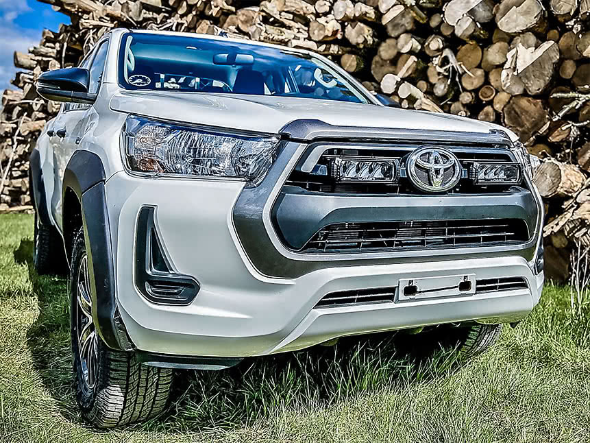 Kit barre luminose a LED Lazer per Toyota Hilux 2021+ 2x Triple-R 750 Std